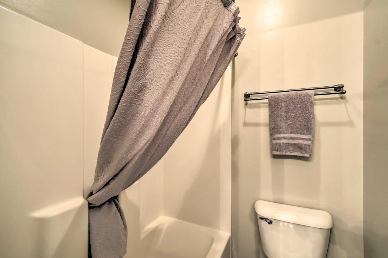 Lovely Myrtle Beach Condo With Community Pool! ภายนอก รูปภาพ